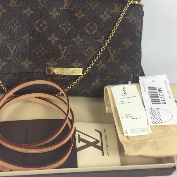 🌸TRENDY🌸FAVORITE LOUIS VUITTON CROSSBODY - Picture 12 of 16
